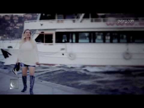Helen - Adat